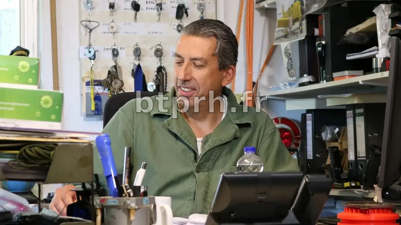 La Fortune de Michael Manousakis : Un Voyage Entrepreneurial Inspirant