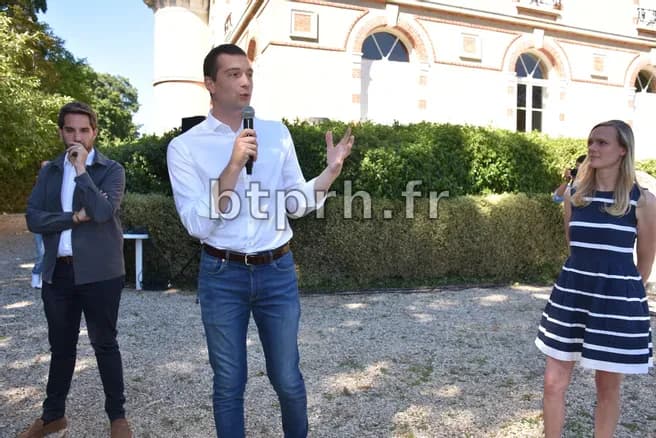 Tout Savoir sur la Taille de Jordan Bardella : Un Leader en Pleine Ascension