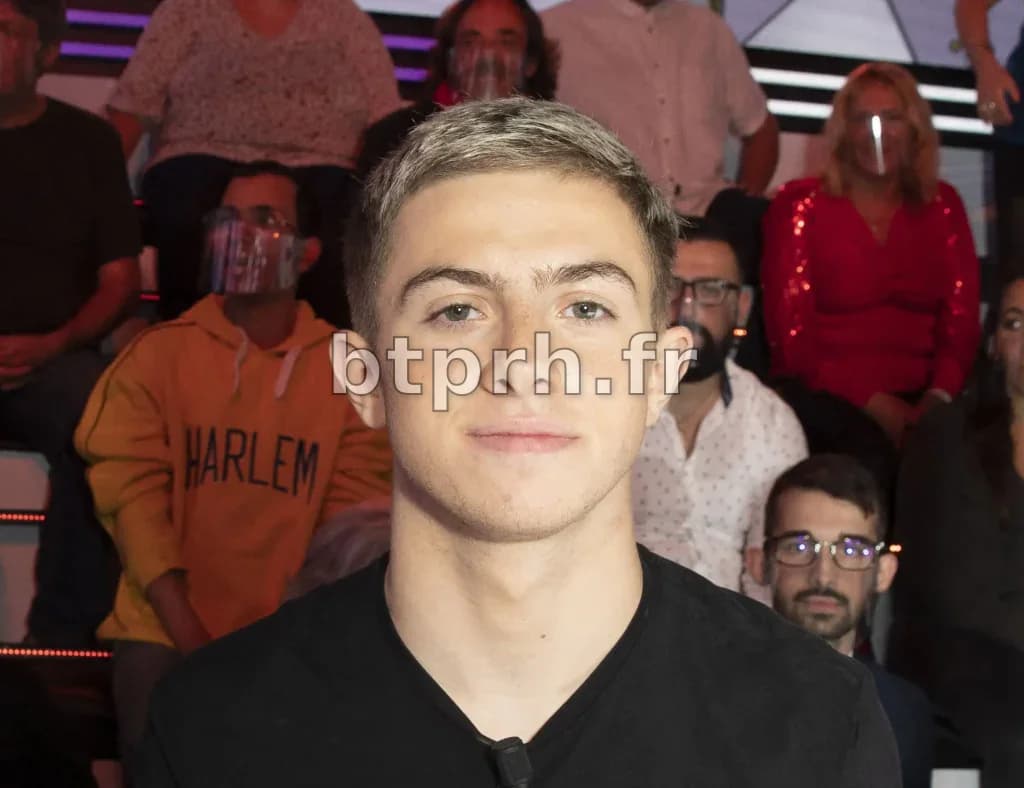 Michou Taille : Le Maître de la Mode Française Redéfinissant l'Élégance ...