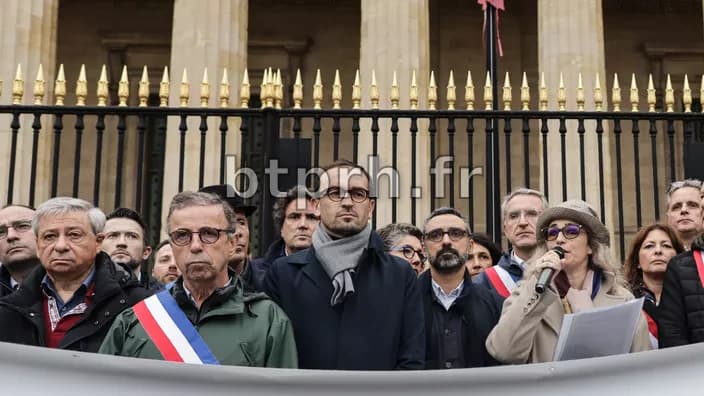 Municipales 2026 : à Bordeaux, le maire Pierre Hurmic talonné par ...