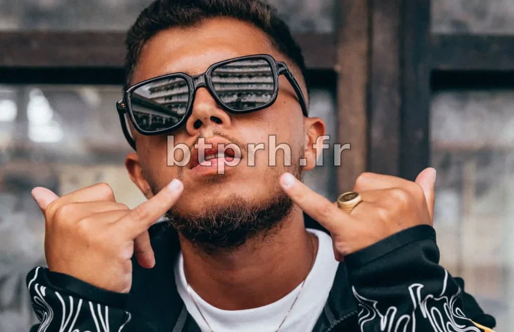Tout savoir sur la taille du rappeur Hamza : un géant du rap francophone